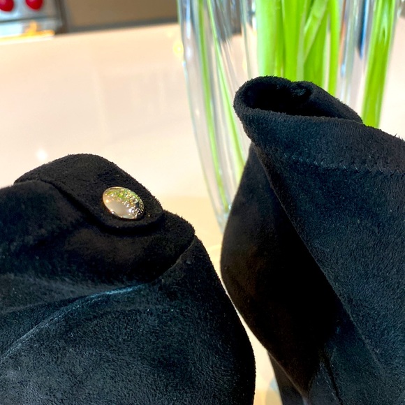 BCBGeneration Black Ankle Booties Stretch Suede - Picture 3 of 5